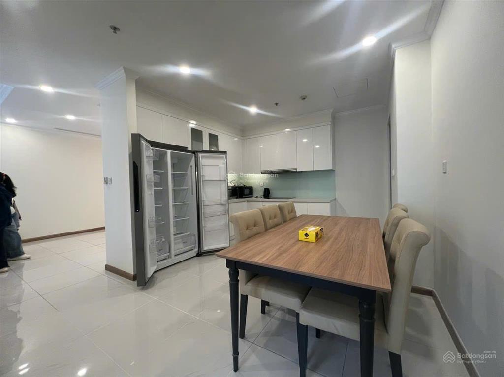 Cho thuê căn hộ 110,5m2 tại vinhomes central park, giá tốt, hàng hiếm tại bình thạnh
