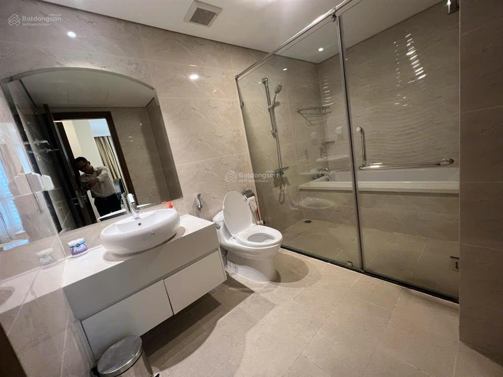 Cho thuê căn hộ 110,5m2 tại vinhomes central park, giá tốt, hàng hiếm tại bình thạnh