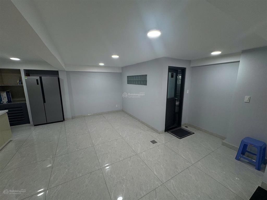 Cho thuê nhà mặt tiền hòa hưng q. 10 (6x14m, 4pn, 5wc) giá 55 triệu