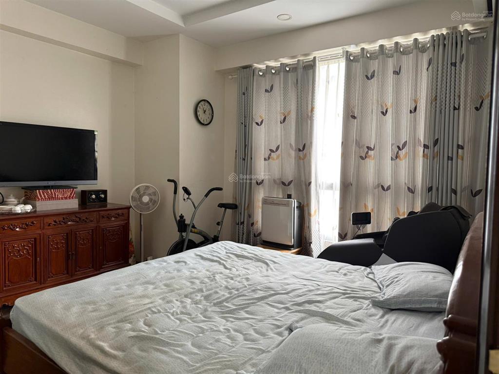 Chính chủ cần bán căn góc vip t18 (3 pn), park hill times city. hướng đông nam