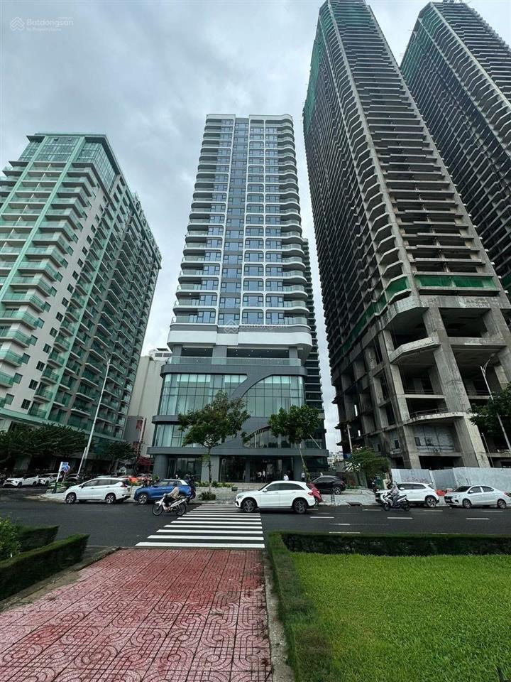 Căn studio tầng 11 view biển  tâm điểm du lịch  1 bước đến bãi biển đẹp nhất hành tinh