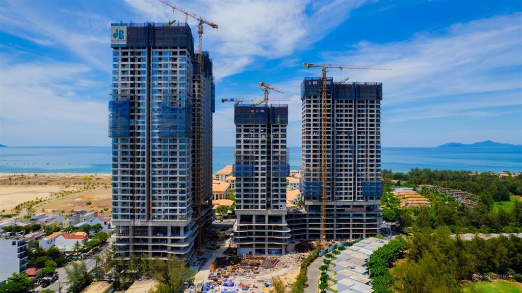 Căn 2pn tầng 11 view biển, phố tòa ruby 84,08m2 chiết khấu tiền mặt 100 triệu ht lãi 0% 18 tháng