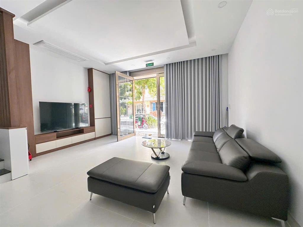 [cho thuê] nhà nguyên căn pavillon đường hóa sơn 10 hải châu  4 phòng ngủ  60 triệu/tháng