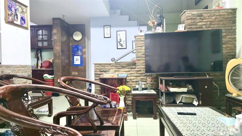 Chỉ 11 tỷ  sở hữu ngay nhà ngang 8m tại "lõi" quận 3 cư xá đô thành  trung tâm sài gòn