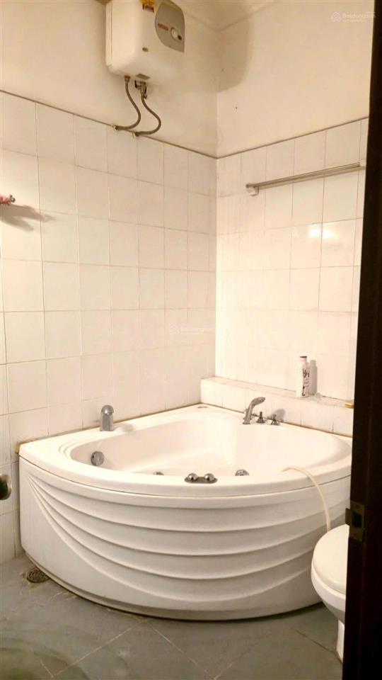 Nhà phố ngang 8m bề thế, 5 tầng đúc kiên cố, hiếm có tại vùng lõi trung tâm quận 3giá chỉ 10.9 tỷ