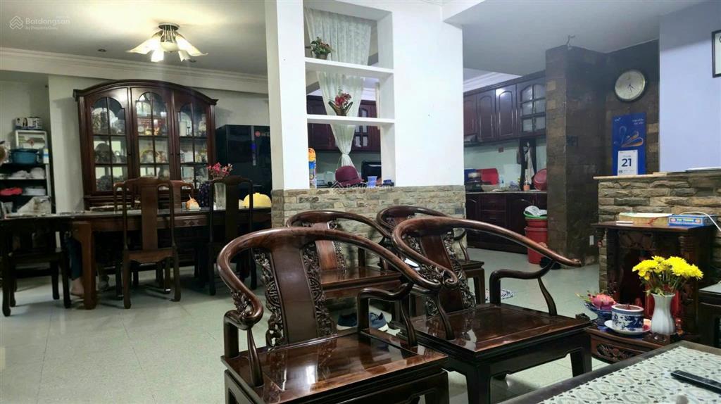 Nhà phố ngang 8m bề thế, 5 tầng đúc kiên cố, hiếm có tại vùng lõi trung tâm quận 3giá chỉ 10.9 tỷ