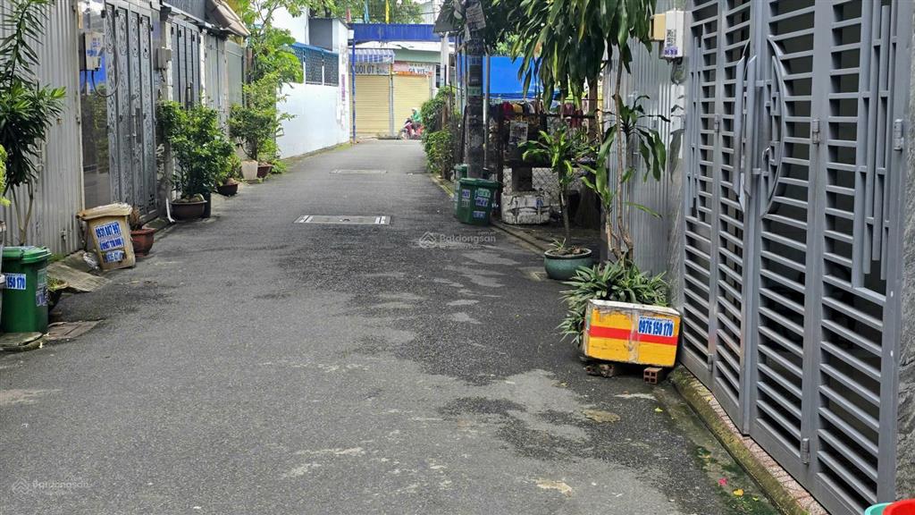 Nhà 4 tầng, ô tô ngủ trong nhà, ngay hiệp thành city