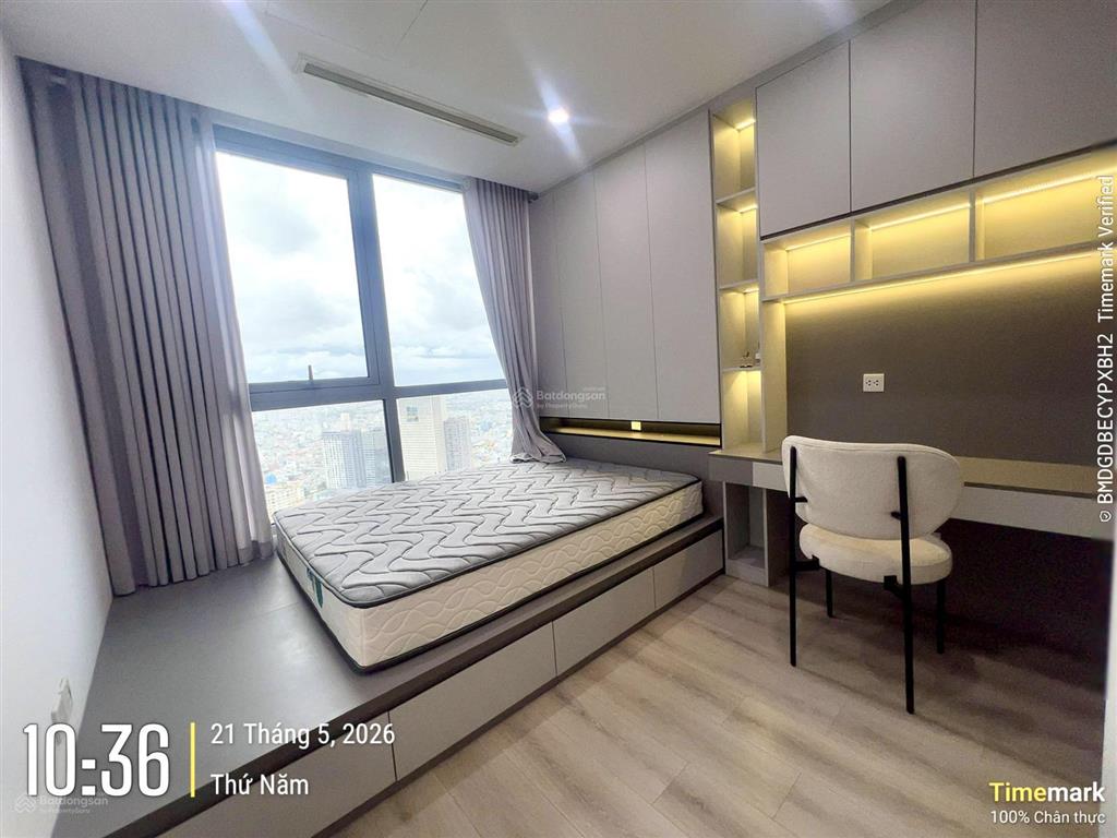 Bán 2pn tòa landmark plus, tầng cao