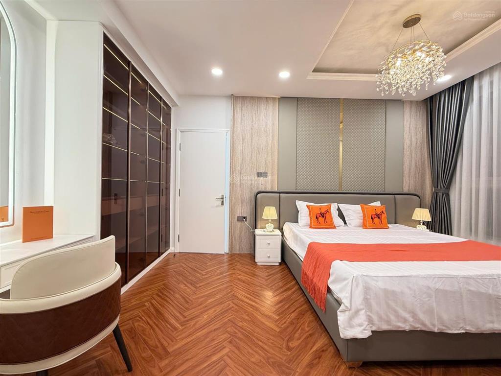 Siêu phẩm penthouse c2 4pn, full mới 100% xách vali vào ở