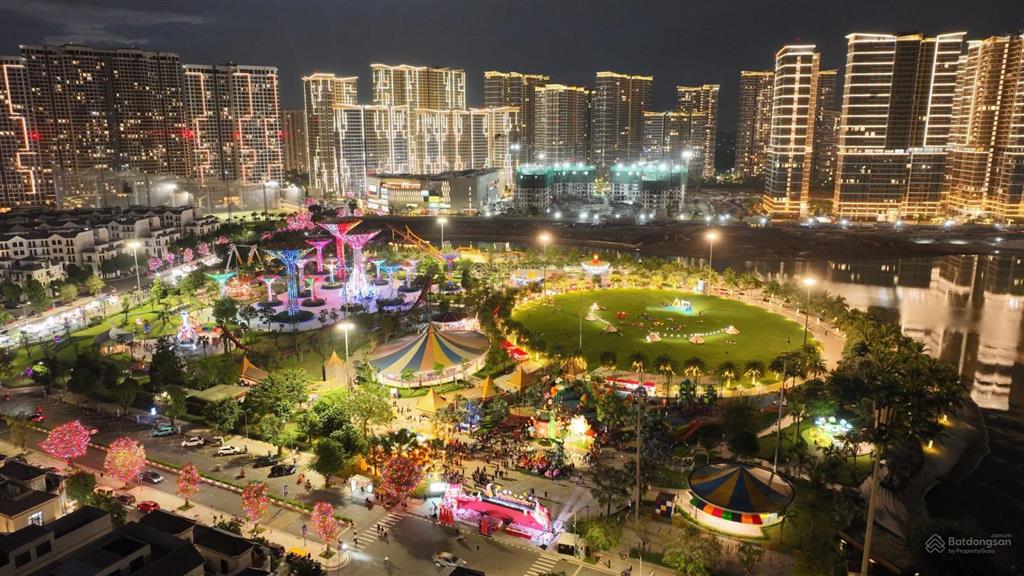 Giỏ hàng đẹp vinhomes grand park  giá tốt trực tiếp cđt, số lượng có hạn!