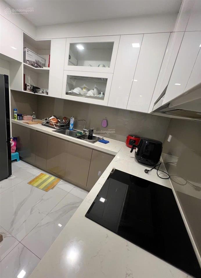 Bán cc tại landmark 81, 15 tỷ, 94m2, 2pn, 2wc, full nội thất, hot!