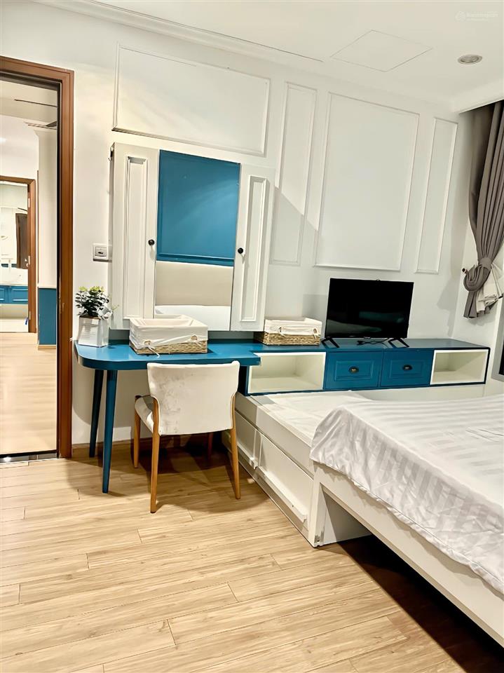 2pn view sông giá thuê tốt tại vinhomes central park