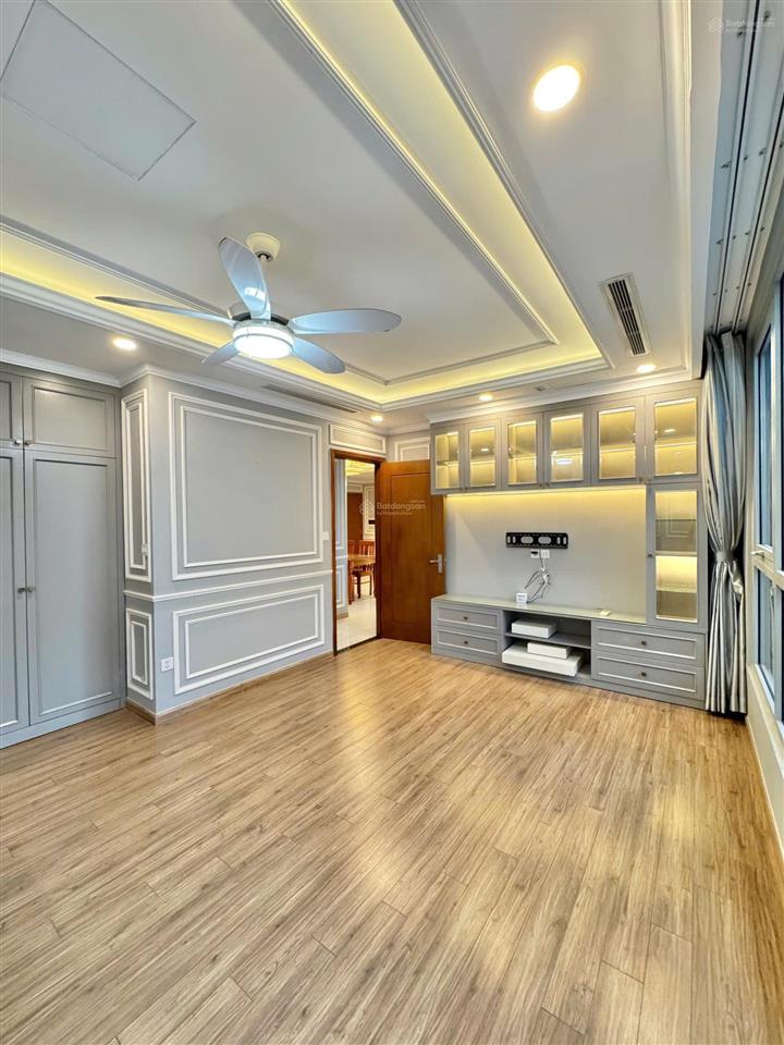Siêu phẩm landmark 6 3pn cải tạo thành 2pn view landmark 81 đẹp