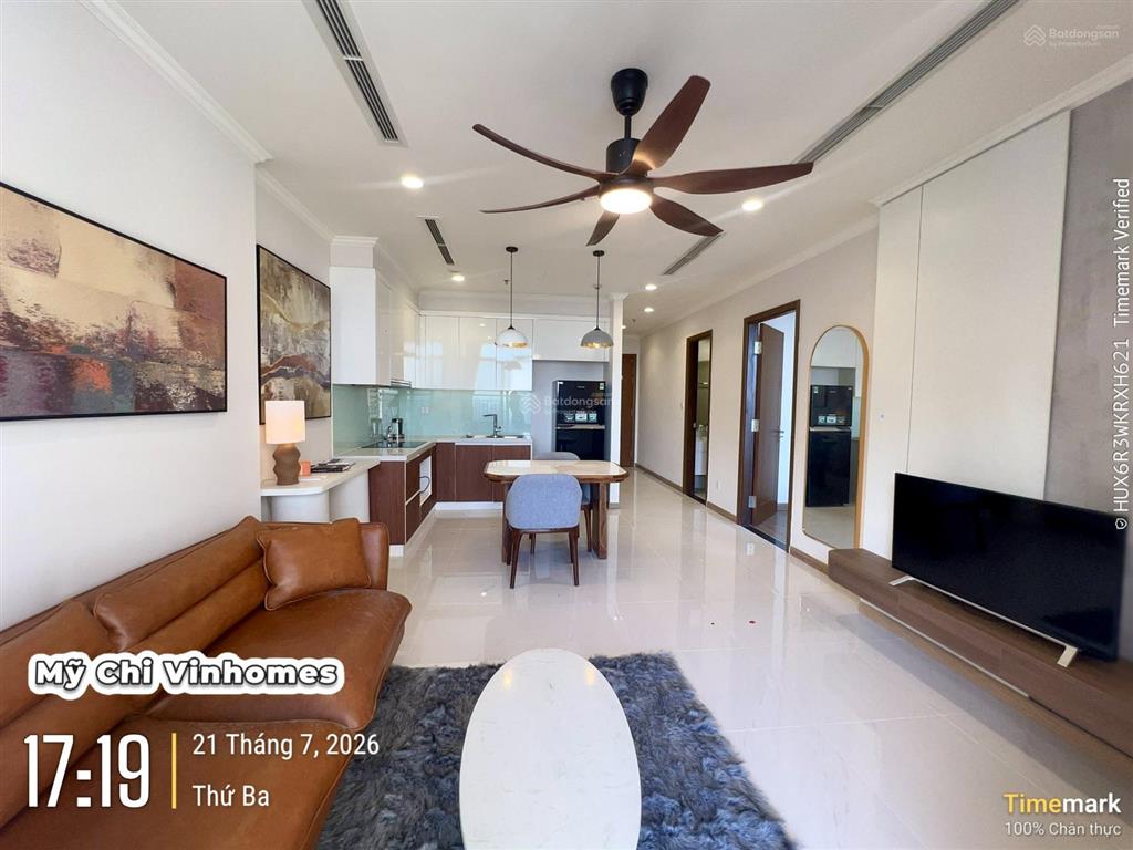 Chốt gấp 1pn landmark 3  view thành phố  full nội thất  sổ hồng sẵn giá 7,7 tỷ, chậm là mất căn