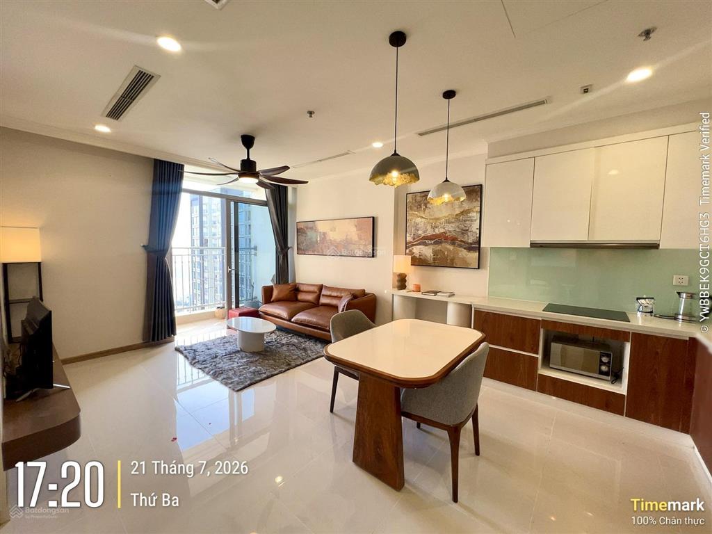 Chốt gấp 1pn landmark 3  view thành phố  full nội thất  sổ hồng sẵn giá 7,7 tỷ, chậm là mất căn