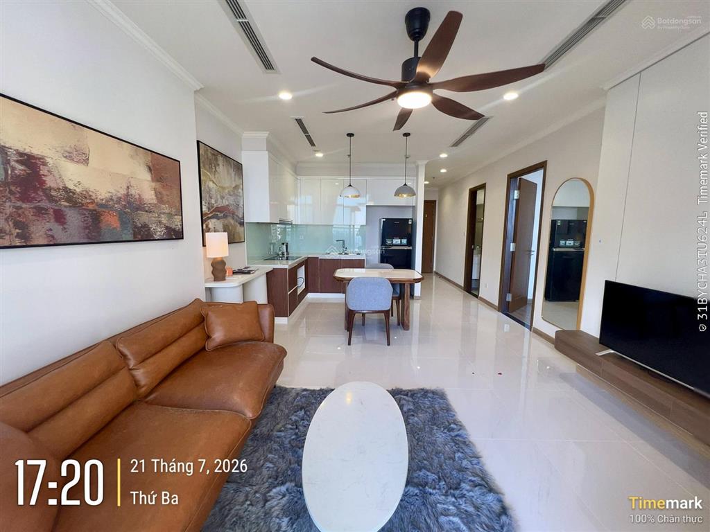 Chốt gấp 1pn landmark 3  view thành phố  full nội thất  sổ hồng sẵn giá 7,7 tỷ, chậm là mất căn