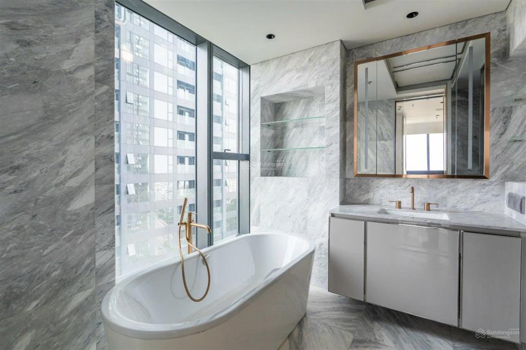 Căn góc 2pn grand marina saigon | tòa sea jw marriott | 93m2 view sông đẹp | đã có sổ | 40 tỷ