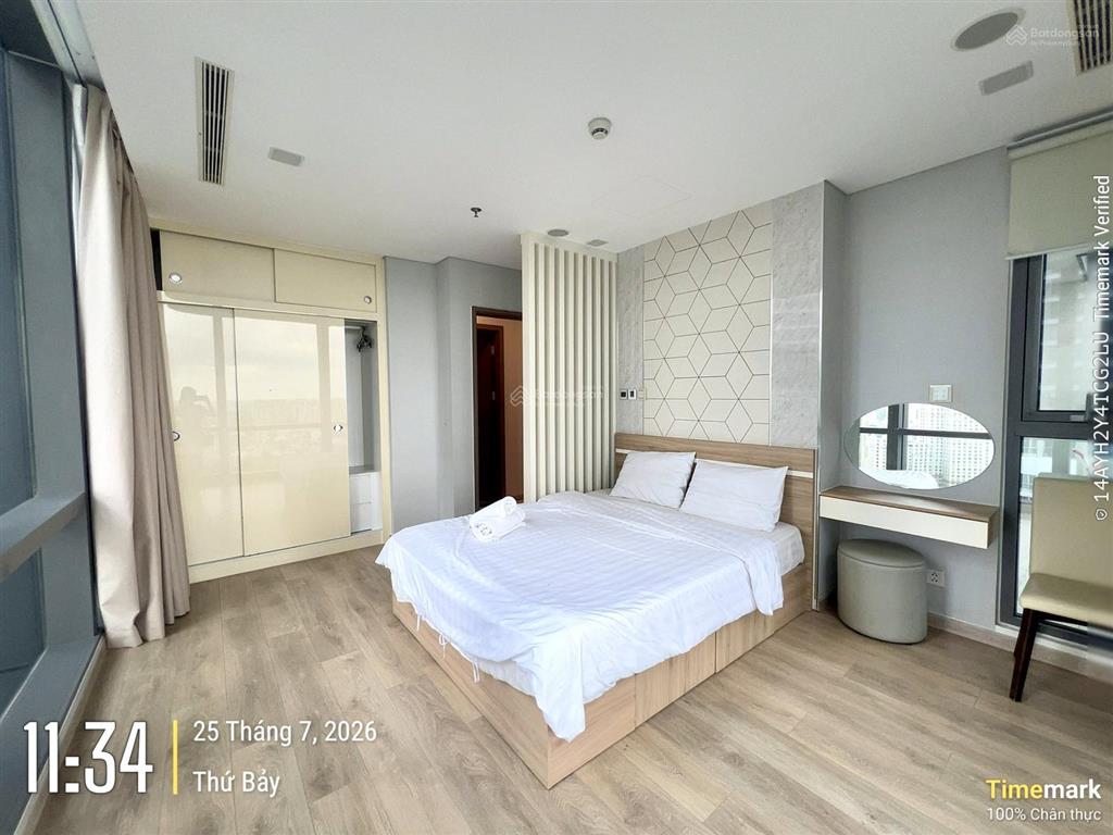 Cho thuê 4pn landmark 81  172m2, view sông, công viên
