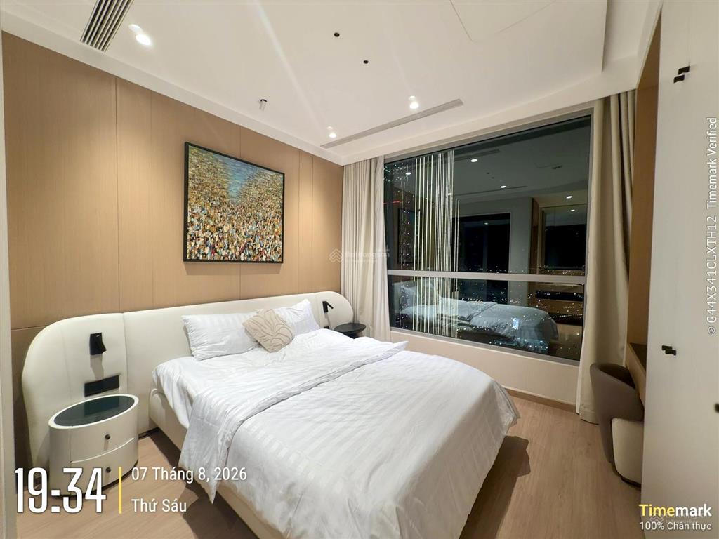 Hot! cho thuê 3pn landmark 2  tầng cao  view landmark 81  nhà đẹp