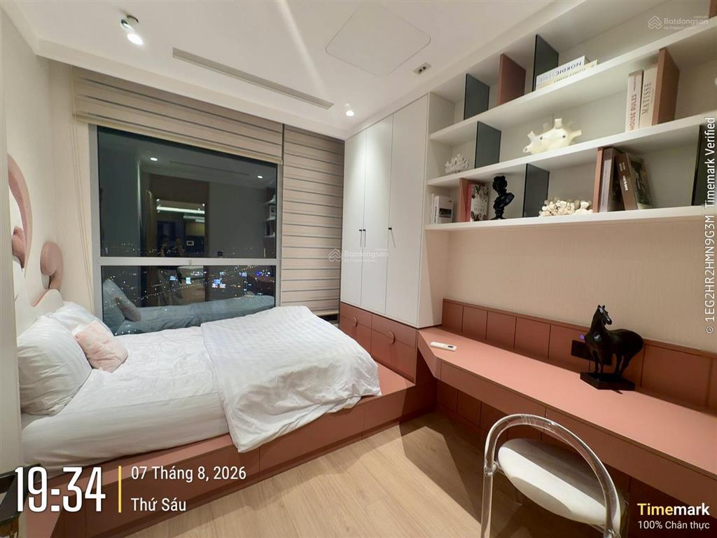 Hot! cho thuê 3pn landmark 2  tầng cao  view landmark 81  nhà đẹp