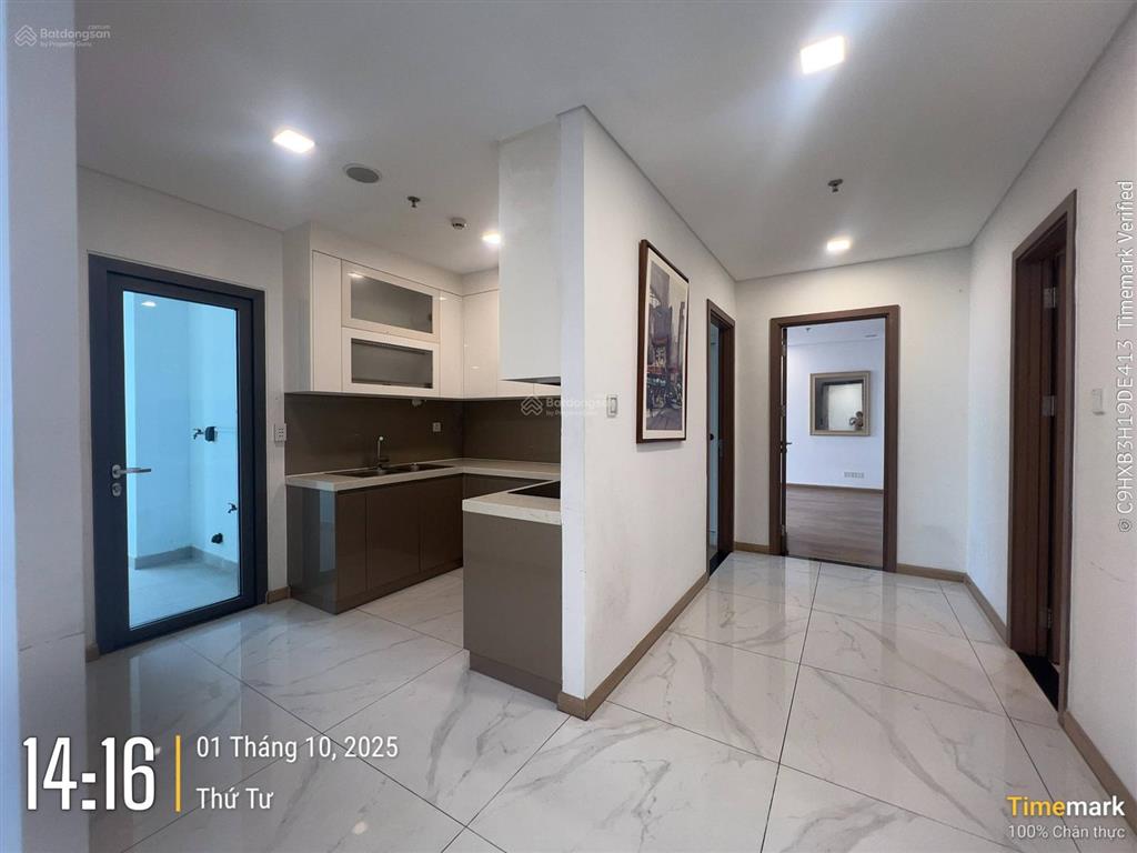 Cho thuê cc tại landmark 81, 109 triệu, 172m2, 4pn, 3wc, không nội thất