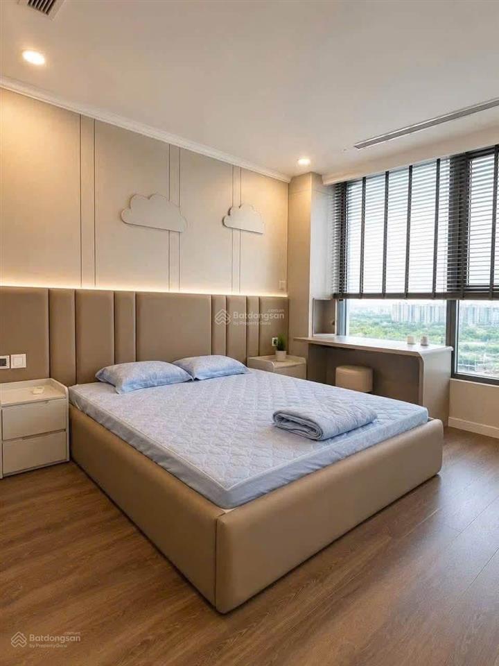 Hot! 4pn landmark 6  150m2  view lm81, sông, biệt thự