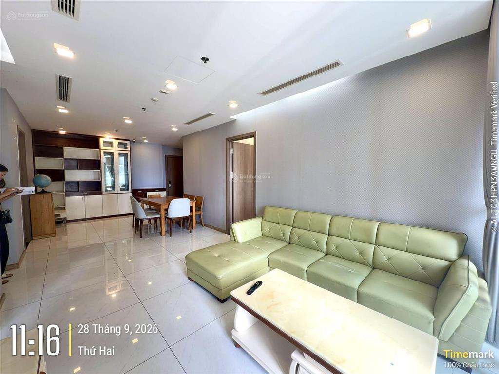 Trống 3pn 2 ban công, 116.4m2, giá cực tốt 27,7 triệu/tháng view sông, hướng mát cả ngày