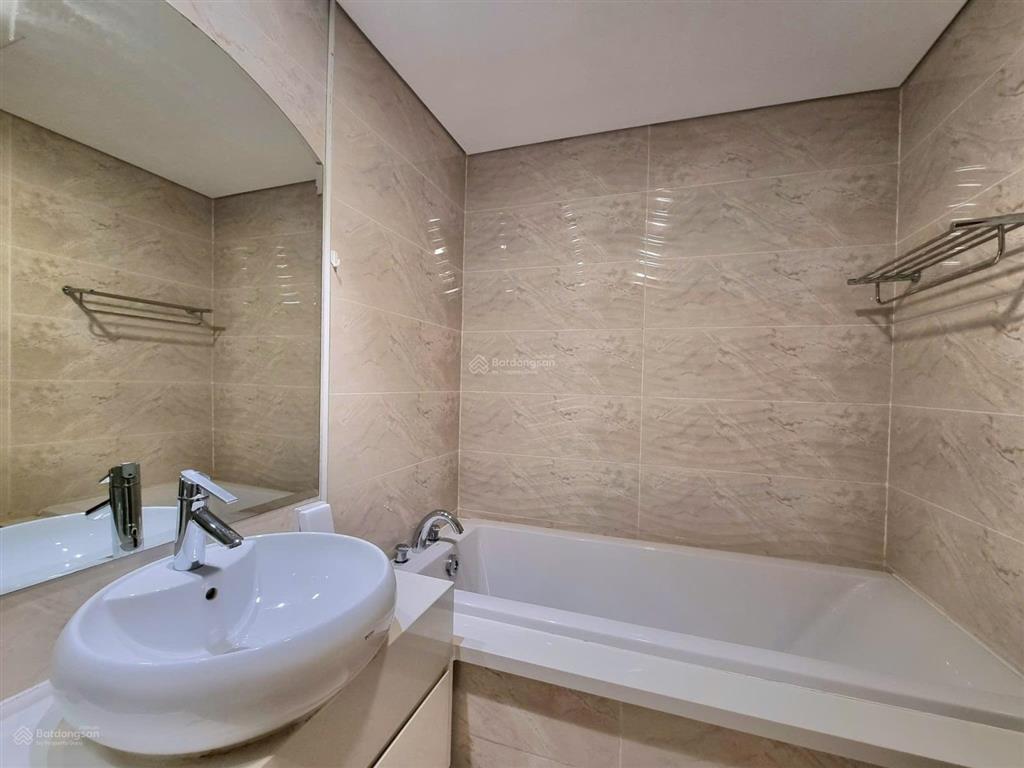 Chính chủ gửi bán lp  09 (76m2) sổ hồng cầm tay khai thác airbnb ngay