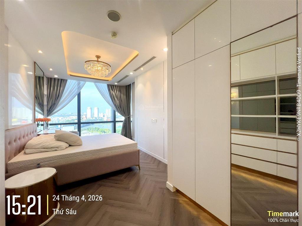 Cho thuê sky lm81 giá 150tr, 260m2, có hồ bơi, sân vườn, view cầu sài gòn, sông