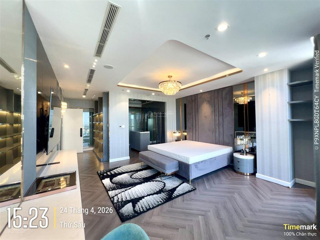 Cho thuê sky lm81 giá 150tr, 260m2, có hồ bơi, sân vườn, view cầu sài gòn, sông