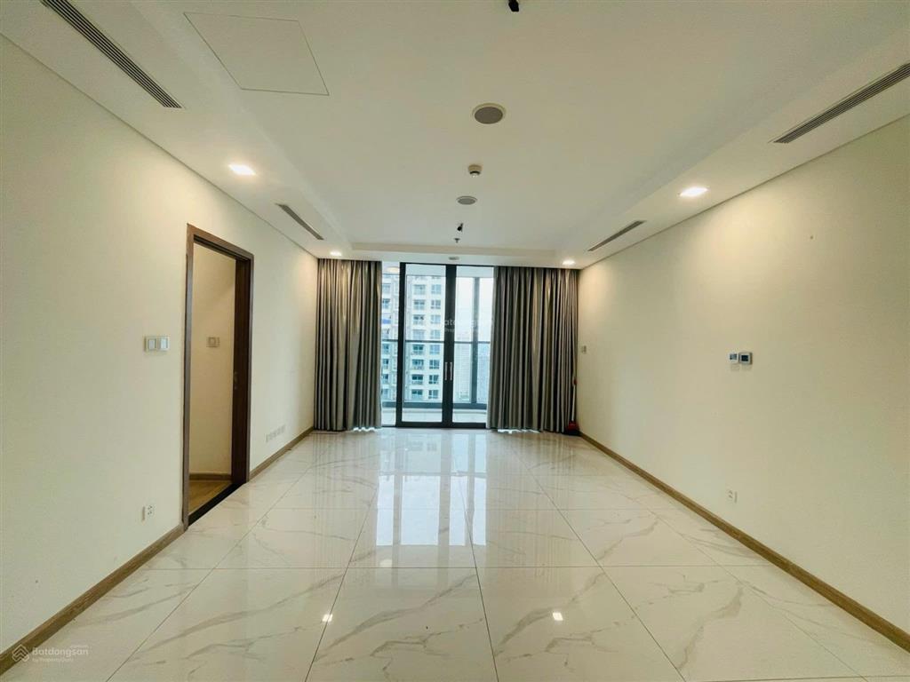 Bán gấp 2pn landmark 81  sẵn hđ thuê công ty 40,7 tr/tháng