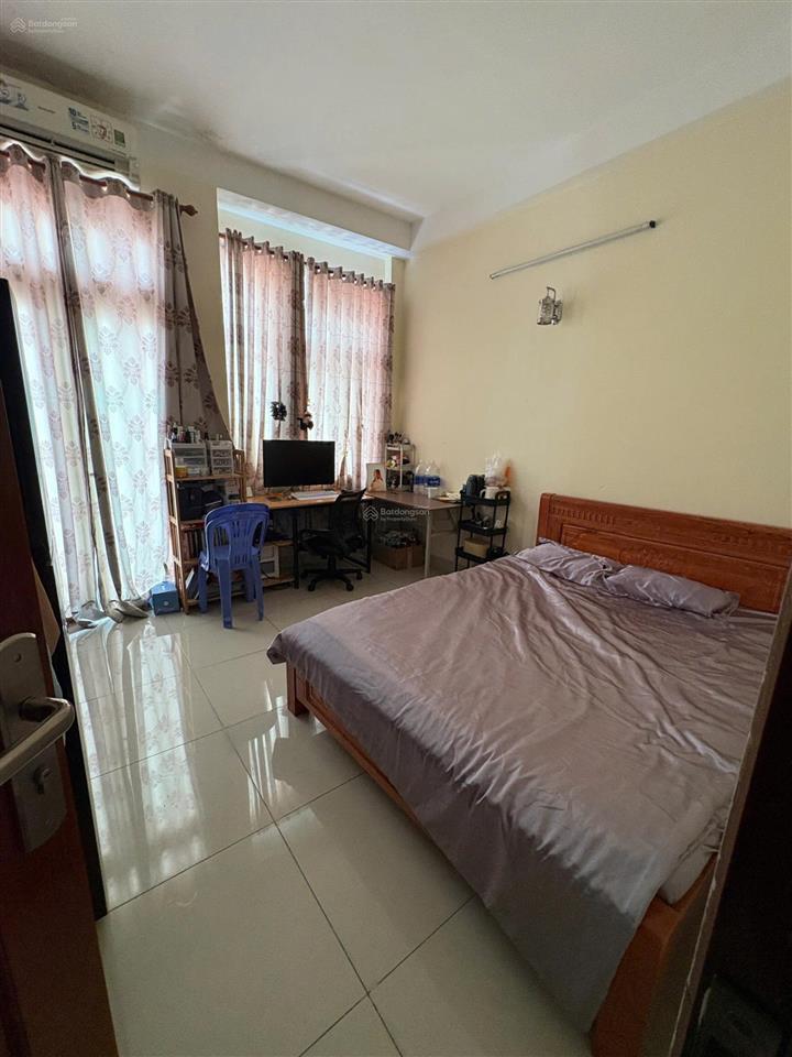 Chdv ngay đh ngoại thương dòng tiền 60tr/th giá chỉ 13.5 tỷ ngang 4.7m 117,5m²