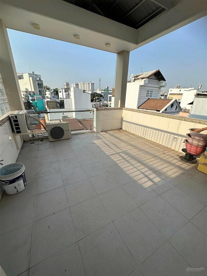 Chdv ngay đh ngoại thương dòng tiền 60tr/th giá chỉ 13.5 tỷ ngang 4.7m 117,5m²