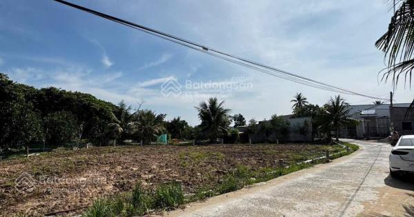 Cần bán đất đẹp gần cầu so đũa  phong điền