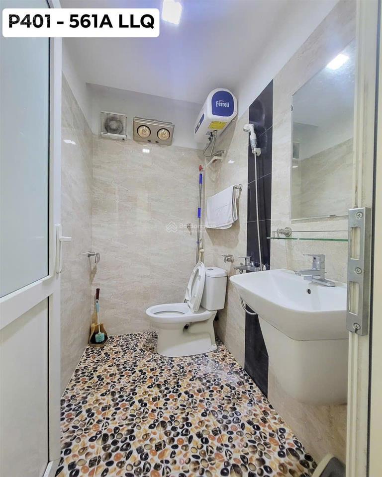 Căn hộ full nội thất mặt phố lạc long quân  chỉ 5tr