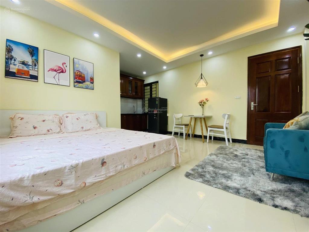 Cho thuê căn hộ sẵn nội thất tại chùa láng đống đa 30m 5tr3