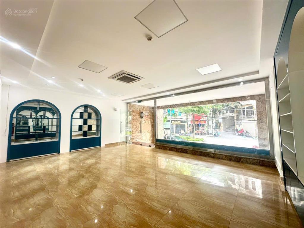 Cho thuê văn phòng mbkd tại 20 đặng thùy trâm ( 477 hoàng quốc việt ) 130m giá từ 21 triệu/tháng