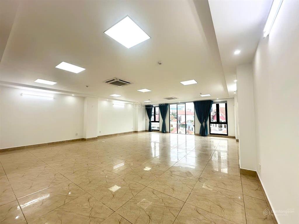 Cho thuê văn phòng mbkd tại 20 đặng thùy trâm ( 477 hoàng quốc việt ) 130m giá từ 21 triệu/tháng