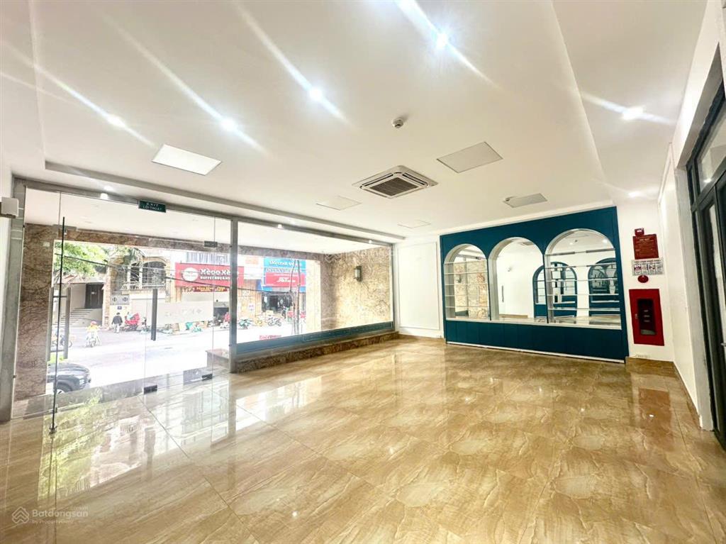 Cho thuê văn phòng mbkd tại 20 đặng thùy trâm ( 477 hoàng quốc việt ) 130m giá từ 21 triệu/tháng