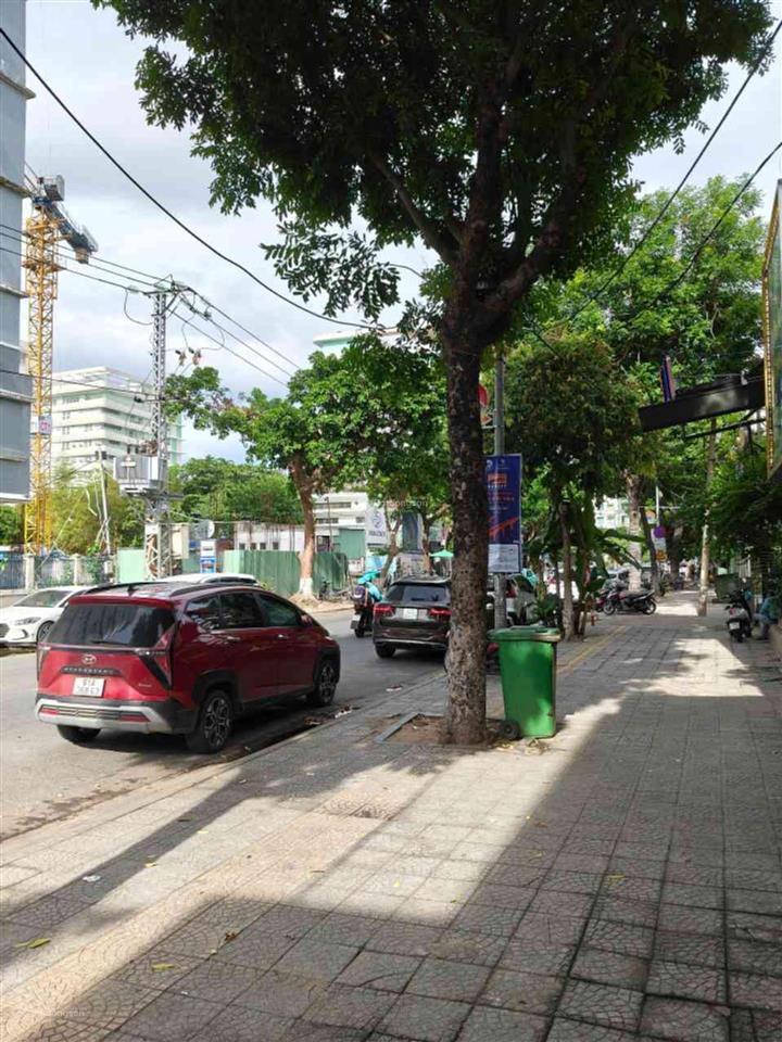 Bán nhà 231m2 ngang 9,95m tại quang trung, hải châu, đà nẵng, giá cực chất 35 tỷ