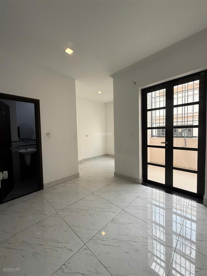 Cho thuê nhà phố cityland park hills, 1 hầm + 4 lầu, nhà mới full máy lạnh