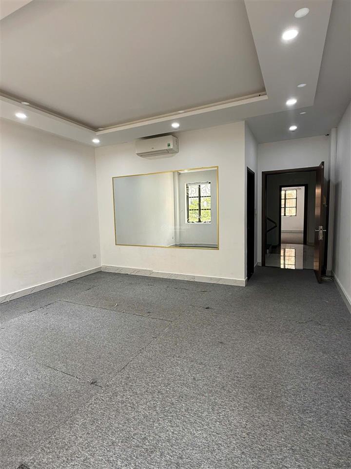Cho thuê nhà phố cityland park hills, 1 hầm + 4 lầu, nhà mới full máy lạnh