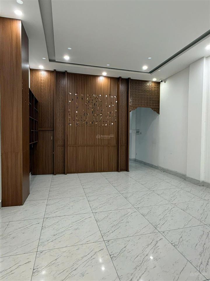 Cho thuê nhà phố cityland park hills, 1 hầm + 4 lầu, nhà mới full máy lạnh
