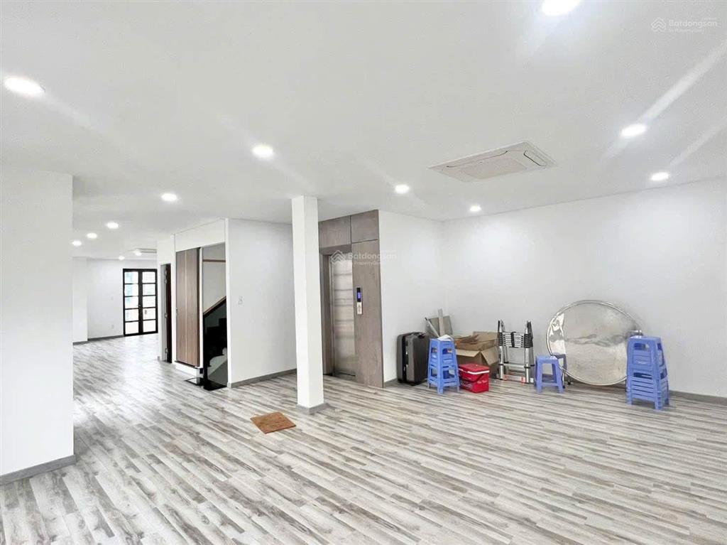 Cho thuê căn góc tại cityland gò vấp  7x20  gần siêu thị lotte  nhận diện thương hiệu cực tốt