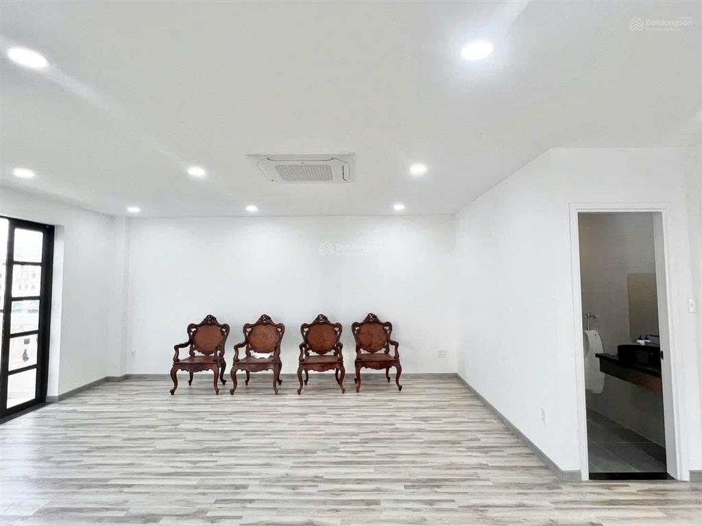 Cho thuê căn góc tại cityland gò vấp  7x20  gần siêu thị lotte  nhận diện thương hiệu cực tốt