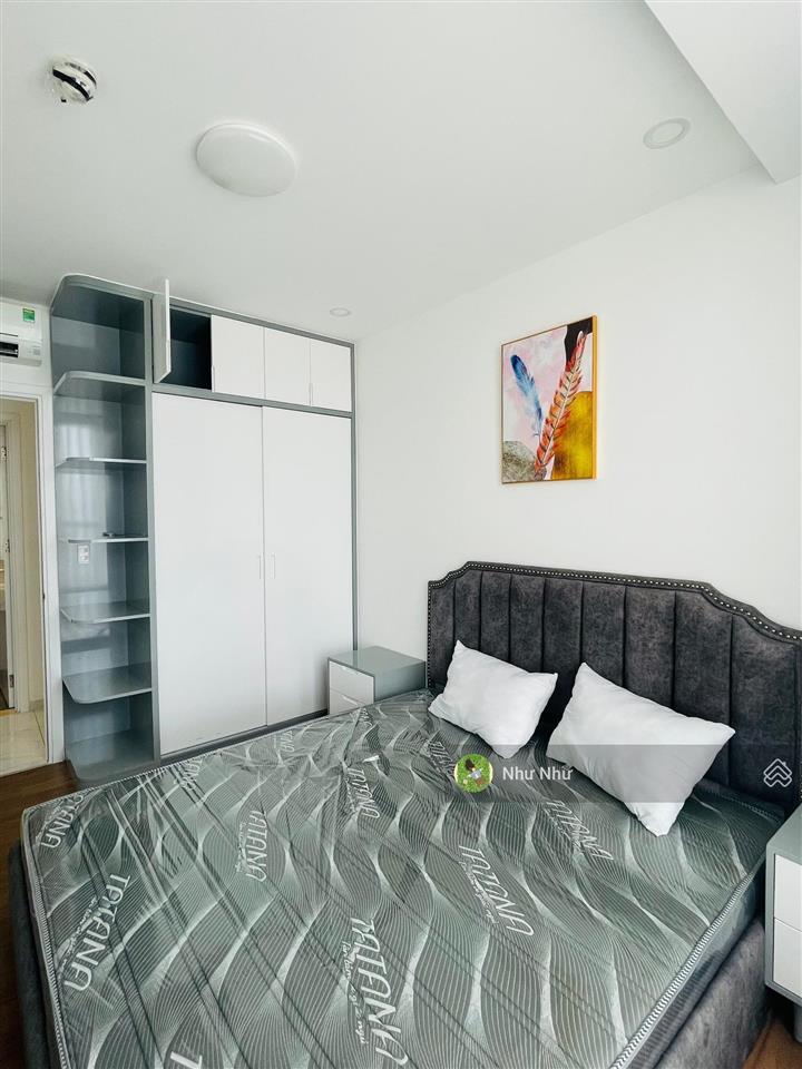Giá thấp hơn thị trường 30%  bán ch viva riverside dt 68m2 tầng trung  sổ hồng riêng