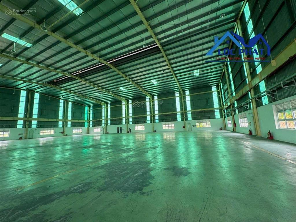 Cho thuê nhà xưởng 2000m2 kcn nhơn trạch, đồng nai giá 4 usd/m2 (~200 triệu/tháng) 