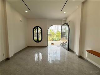B.á.n nhà mới 2 tầng  3pn  70m2 long trường  chỉ 4 t.ỷ xíu  ngay ubnd long trường.