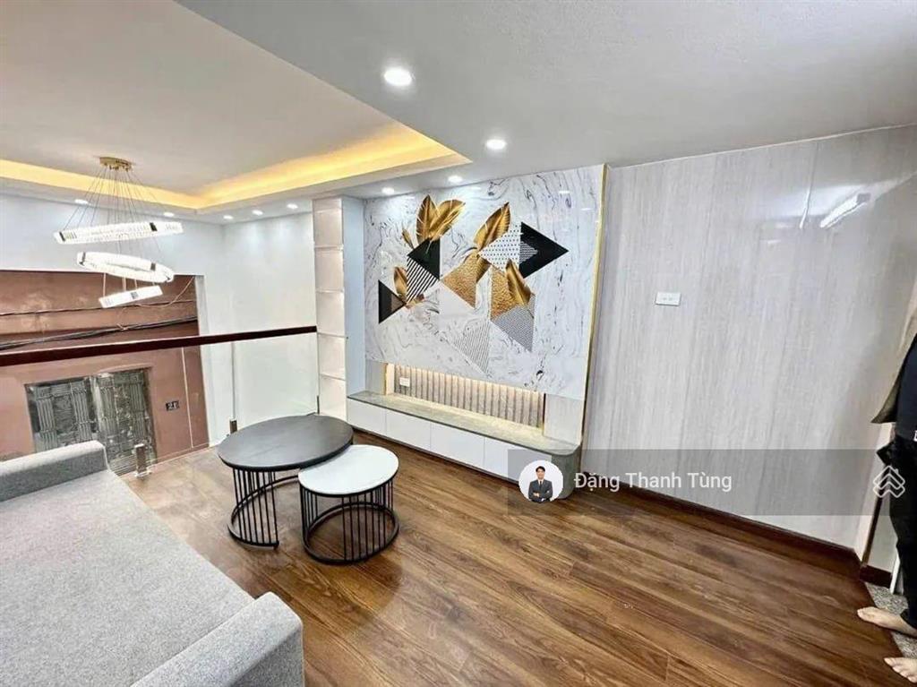 Hiếm! chỉ nhỉnh 7 tỷ có ngay nhà thanh xuân, hn. dt 30/33m2  5 tầng  mt 3.6m ngõ nông 50m ra oto.