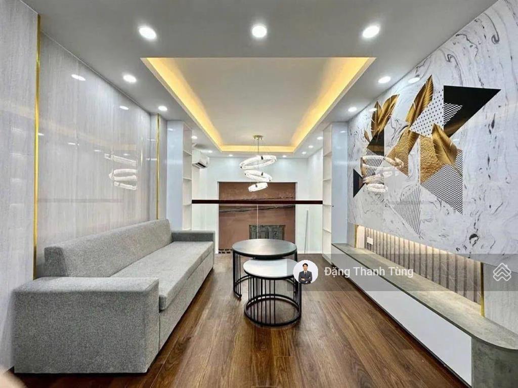 Hiếm! chỉ nhỉnh 7 tỷ có ngay nhà thanh xuân, hn. dt 30/33m2  5 tầng  mt 3.6m ngõ nông 50m ra oto.